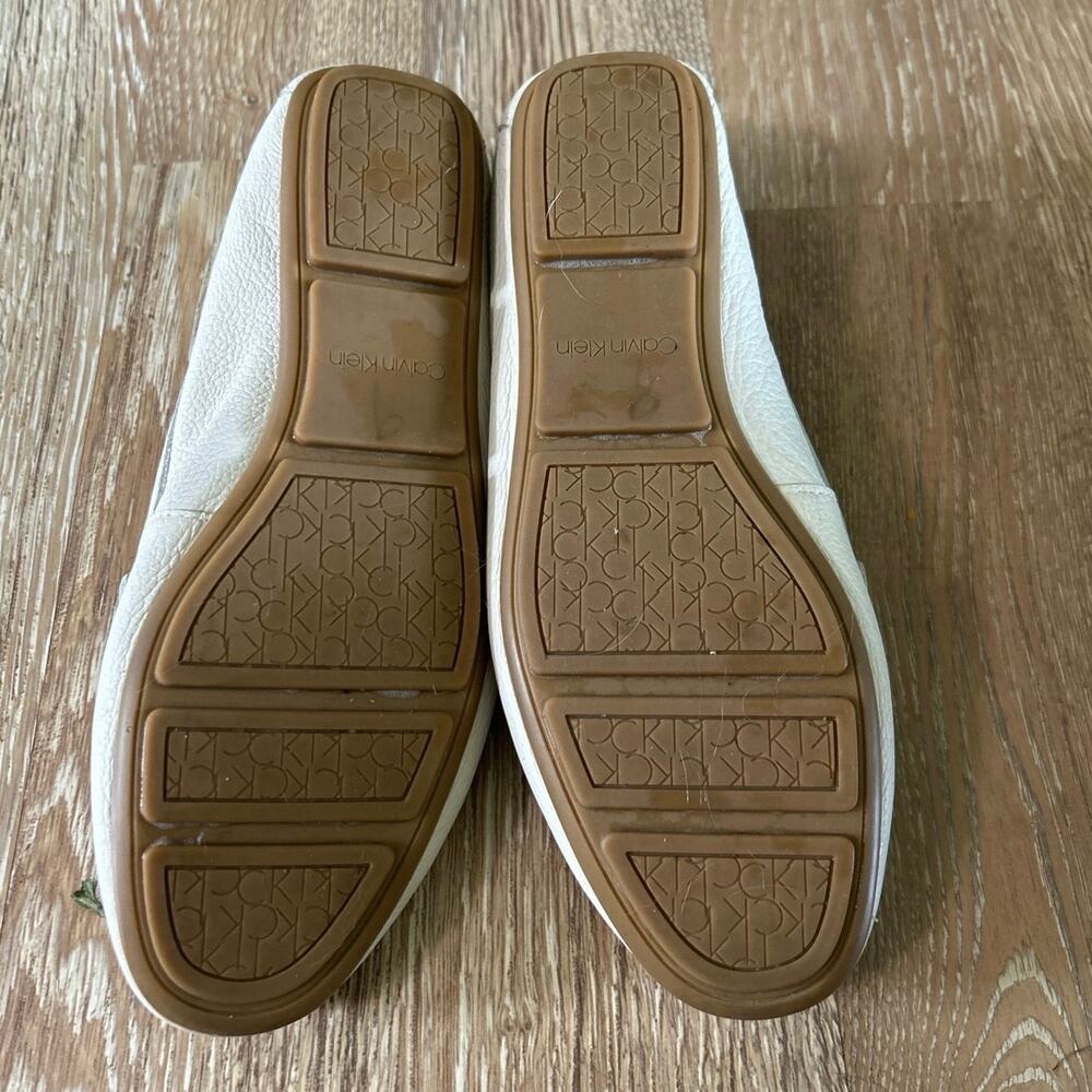 Calvin Klein Leta Cream Leather Loafers Flats Minimalist Preppy Quiet Luxury 8 - Picture 11 of 13